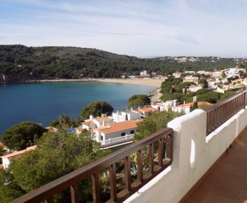 Apartament for rent L’Escala sea views Punta Montgo