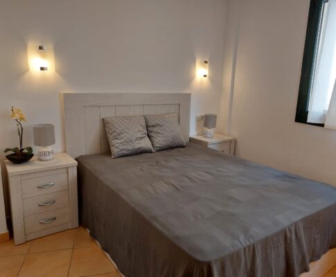 Comfortable apartment center town L’Escala